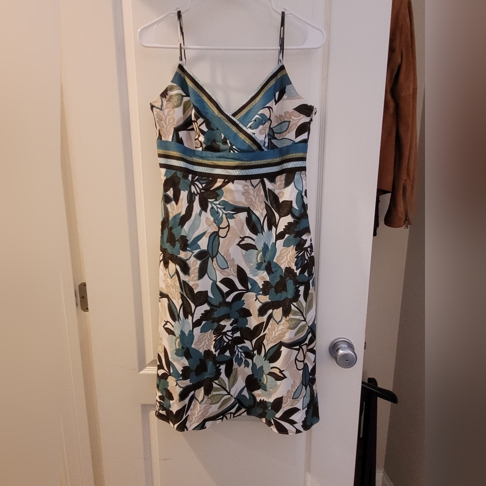 NWOT Ann Taylor Teal, Tan & White Floral Dress